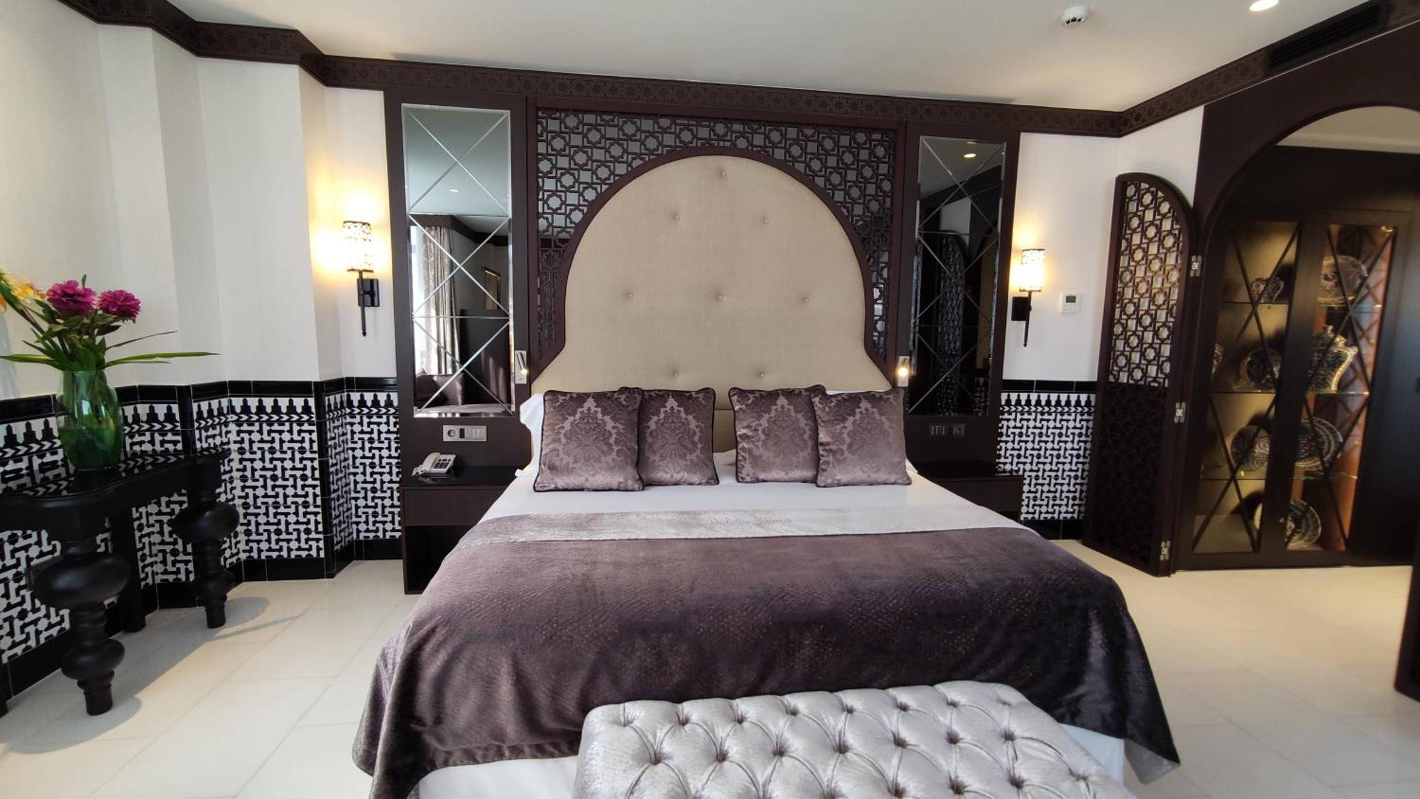 Saray Hotel
